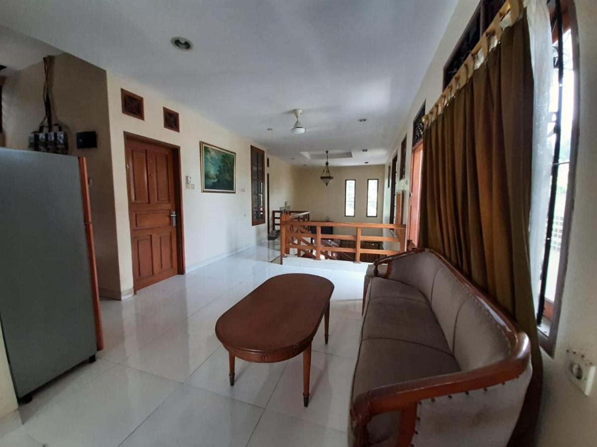 Rumah tetamu Nusalink Near Kebayoran 3*
